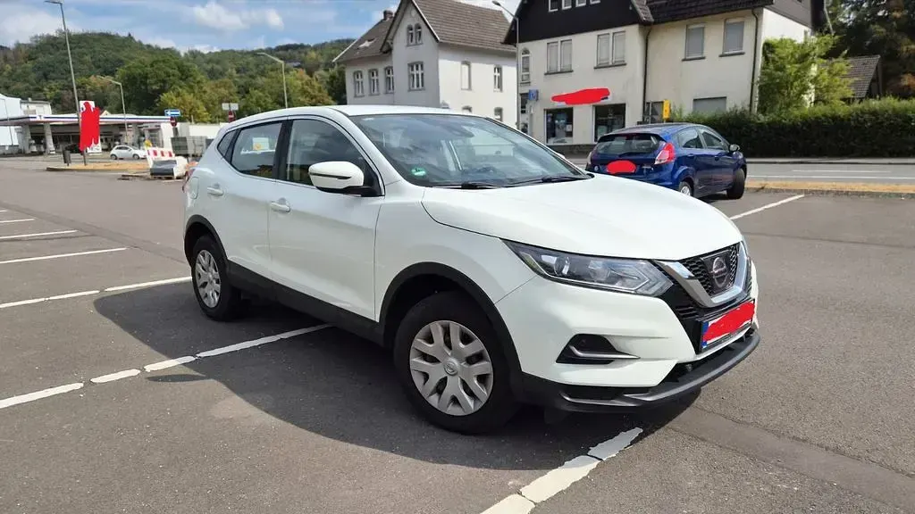Gebraucht Nissan Qashqai Visia 116 PS (85 kW) 2018 Weiß SUV