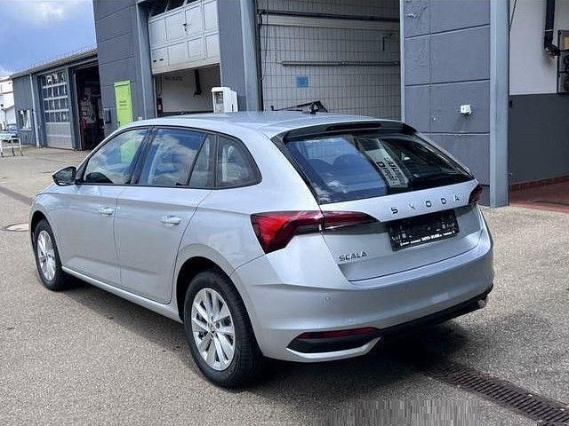 Nowe Skoda Scala Selection 116 KM (85 kW) 2026 Srebrny Hatchback