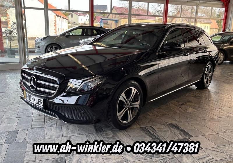 Gebraucht Mercedes E200 150 PS (110 kW) 2019 Obsidianschwarz Kombi
