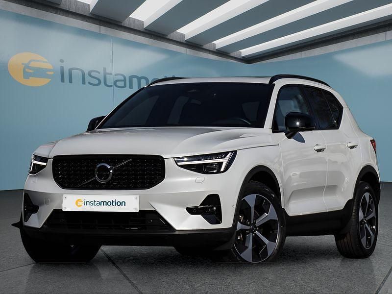 Gebraucht Volvo XC40 Plus 197 PS (144 kW) 2025 Weiß SUV