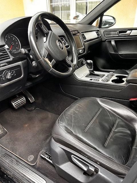 Gebraucht VW Touareg 245 PS (180 kW) 2012 Schwarz SUV