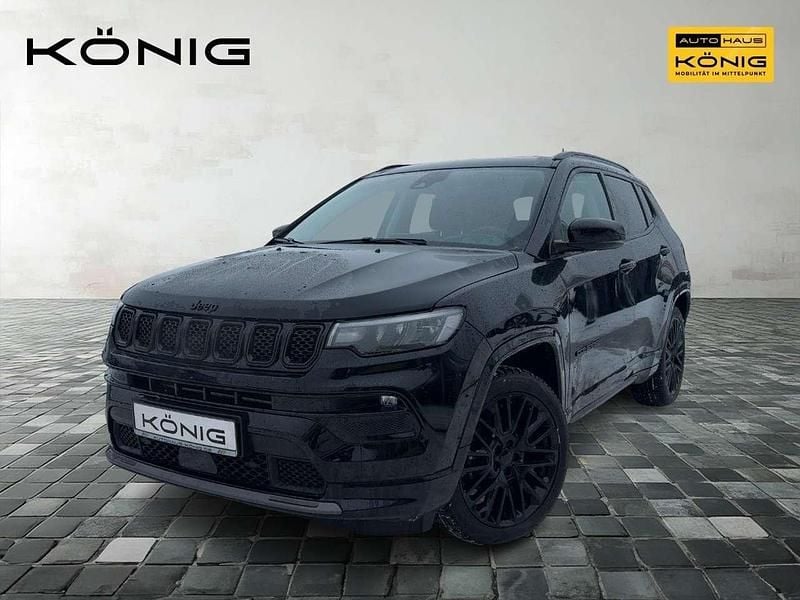 Gebraucht Jeep Compass 131 PS (96 kW) 2023 Solid black (5ck) SUV