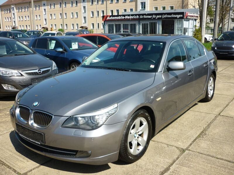 Grau Gebraucht 2008 BMW 523 Lifestyle Limousine | 6.500 € (Fairer Preis) - Bild 1/4