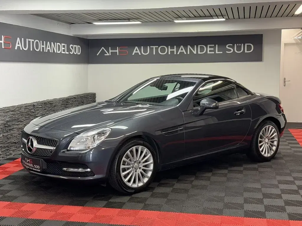 Gebraucht Mercedes SLK250 204 PS (150 kW) 2011 Grau Cabrio