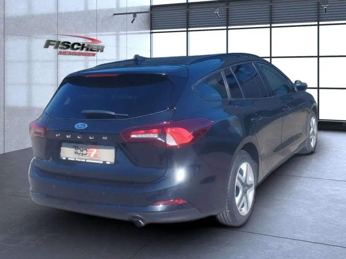 Gebraucht Ford Focus Cool & Connect 120 PS (88 kW) 2022 Schwarz Kombi