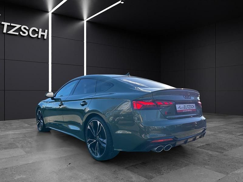 Gebraucht Audi S5 Ambiente 341 PS (250 kW) 2023 Distriktgrün metallic Coupé