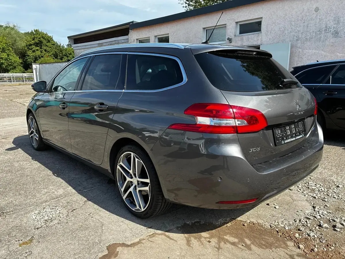 Gebraucht Peugeot 308 150 PS (110 kW) 2016 Grau Kombi