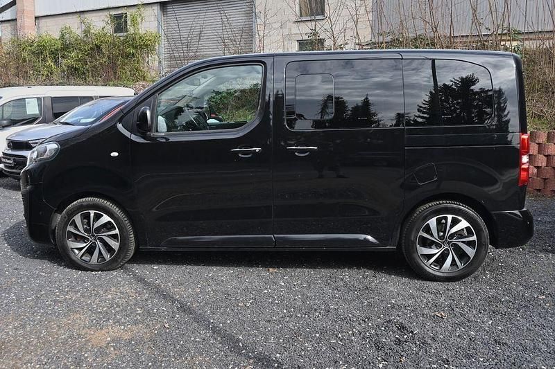 Gebraucht Citroën Spacetourer Shine 180 PS (132 kW) 2018 Schwarz Van / Kleinbus