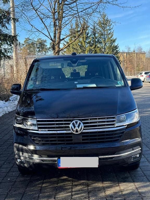 Schwarz Gebraucht 2020 VW Multivan Van | 35.499 € (Guter Preis) - Bild 1/4