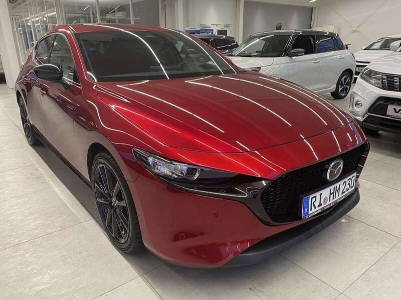 Soul red crystal m Gebraucht 2024 Mazda 3 Homura-Line Limousine | 26.500 € (Superpreis) - Bild 1/4