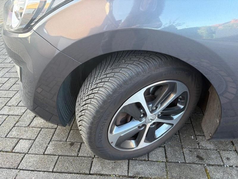 Gebraucht Hyundai i30 Passion 110 PS (80 kW) 2016 Grau Kombi