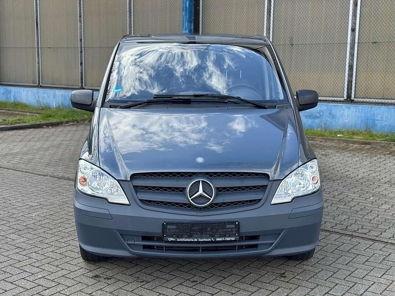 Gebraucht Mercedes Vito 136 PS (100 kW) 2014 Flintgrau Van