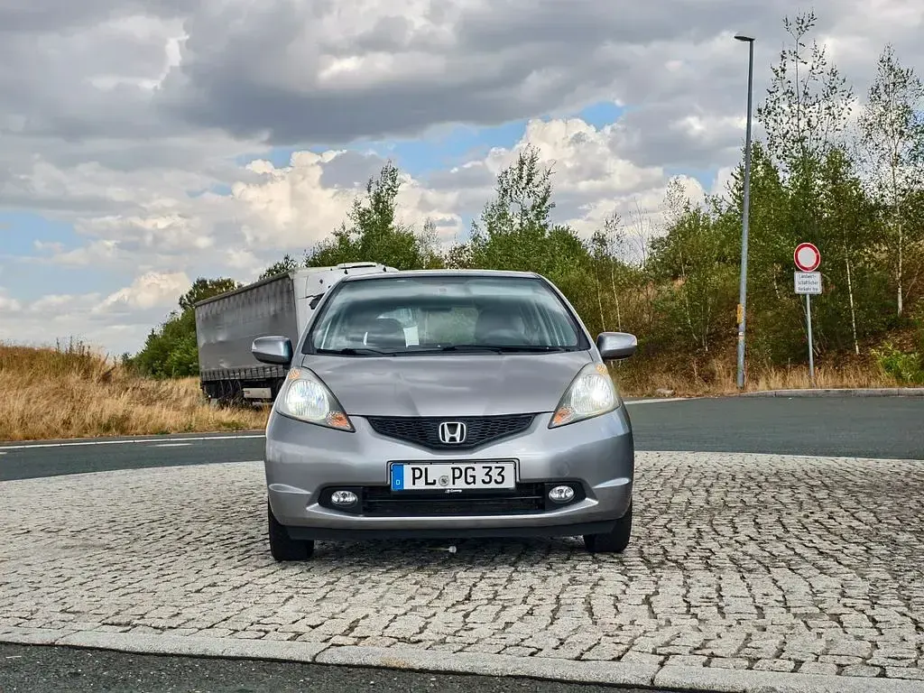 Gebraucht Honda Jazz 99 PS (72 kW) 2010 Grau Kleinwagen
