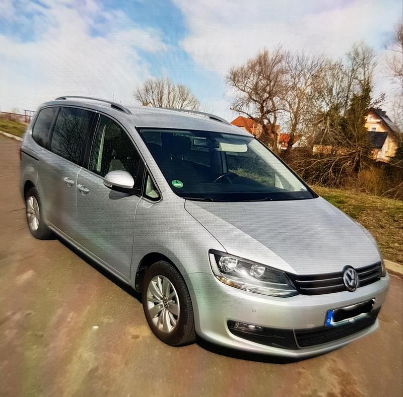 Gebraucht VW Sharan 140 PS (102 kW) 2014 Grau Van / Kleinbus