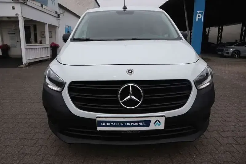 Gebraucht Mercedes Citan 108 75 PS (55 kW) 2023 Arctic white Van / Kleinbus