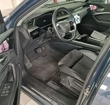 Gebraucht Audi Q8 e-tron Advanced Plus 300 kW (408 PS) 2023 Blau SUV