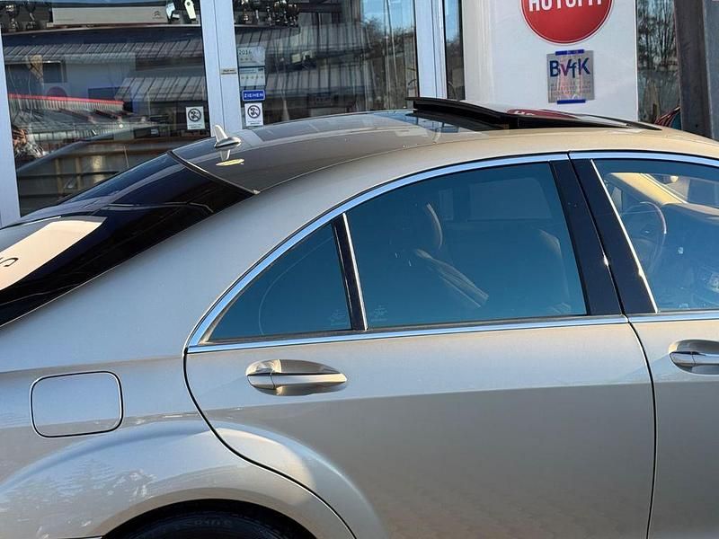 Gebraucht Mercedes S500 435 PS (319 kW) 2011 Beige Limousine
