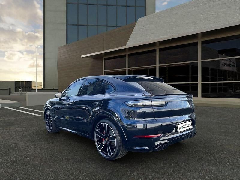 Gebraucht Porsche Cayenne Coupe GTS 460 PS (338 kW) 2024 Blau SUV
