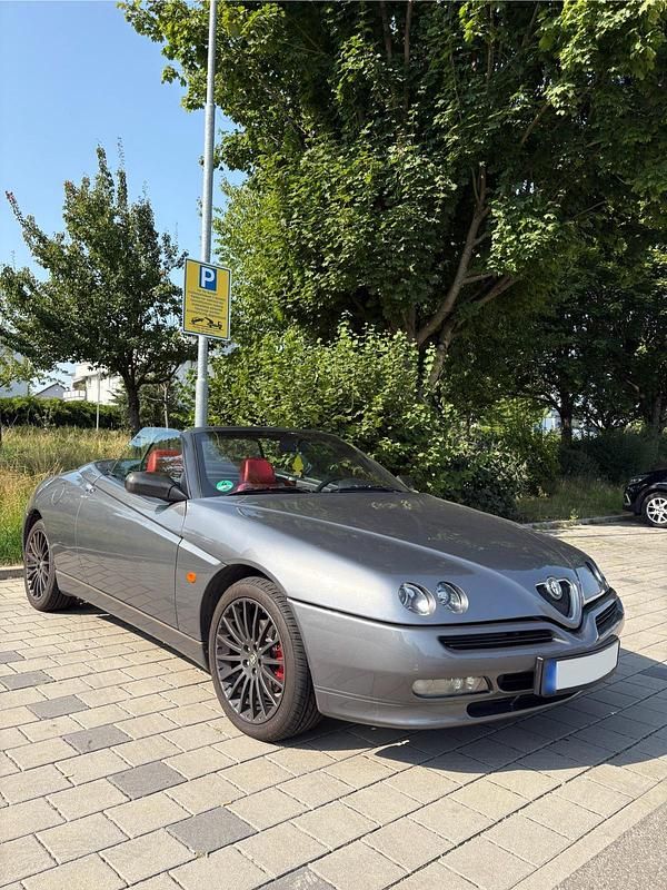 Gebraucht Alfa Romeo Spider Lusso 155 PS (114 kW) 1999 Andere farben Cabrio