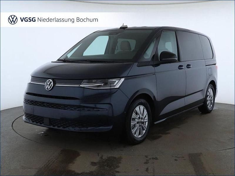 Gebraucht VW Multivan Life 150 PS (110 kW) 2025 Blau Van