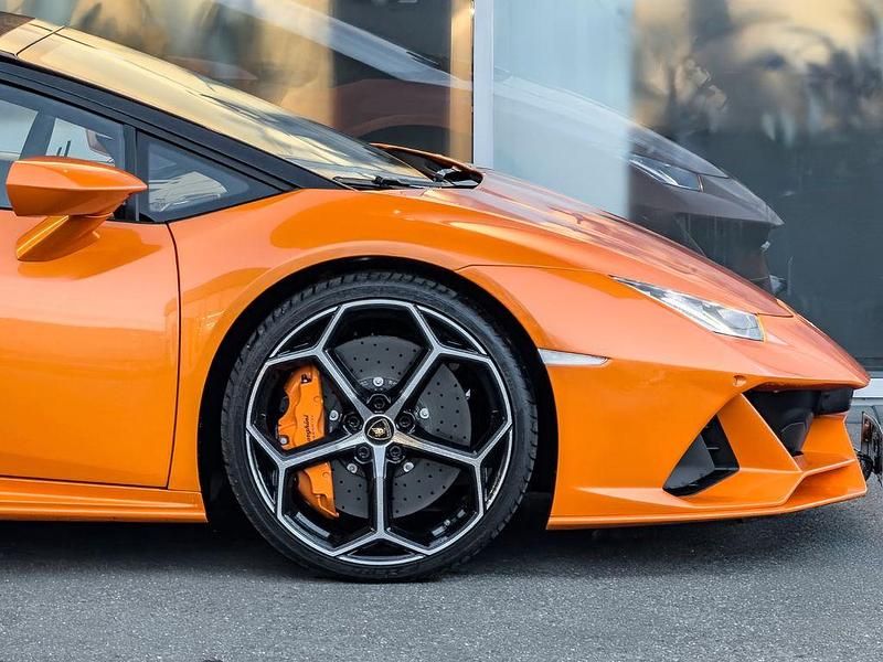 Gebraucht Lamborghini Huracán 640 PS (470 kW) 2024 Orange Cabrio