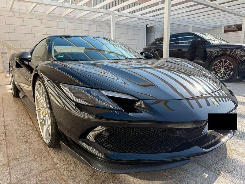 Gebraucht Ferrari 296 829 PS (609 kW) 2023 Nero ds 1250 Coupé