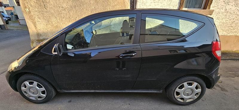 Gebraucht Mercedes A150 95 PS (69 kW) 2008 Schwarz Kleinwagen