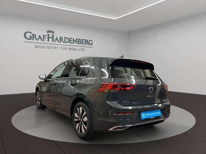 Gebraucht VW Golf VIII Move 110 PS (80 kW) 2024 Grau Limousine