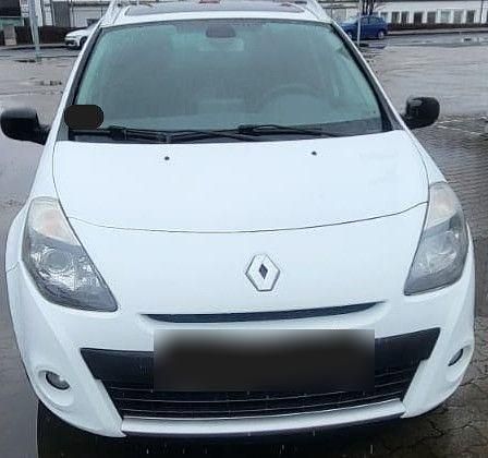 Gebraucht Renault Clio GrandTour Authentique 75 PS (55 kW) 2010 Weiß Kombi