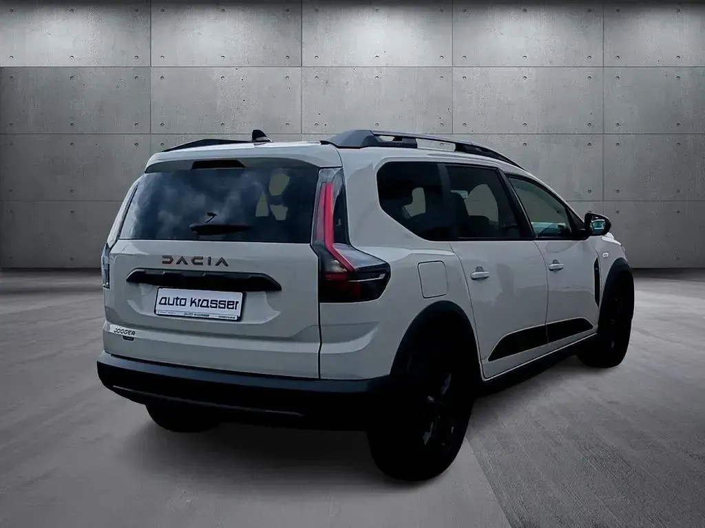 Neu Dacia Jogger Extreme 158 PS (116 kW) 2026 Beige Van / Kleinbus