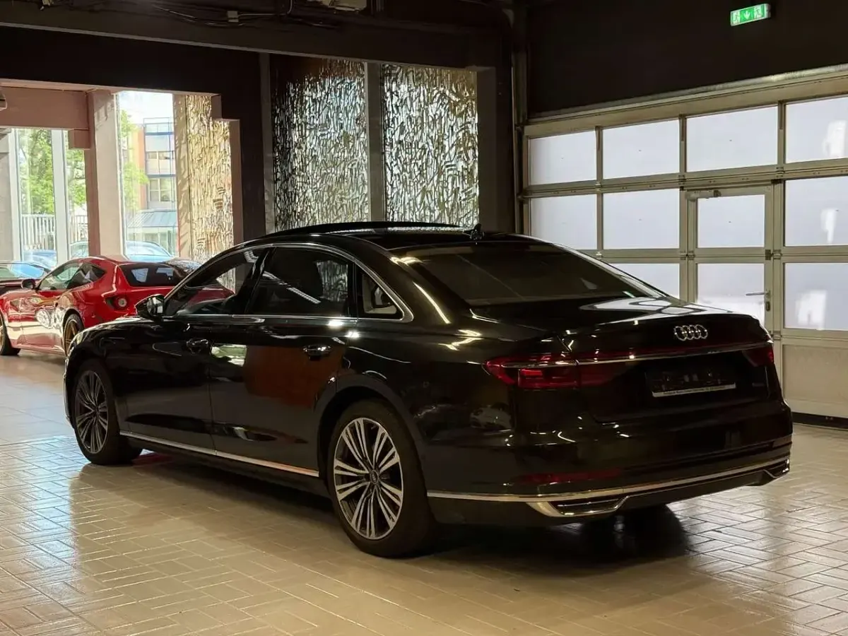 Gebraucht Audi A8L 286 PS (210 kW) 2021 Grau Limousine