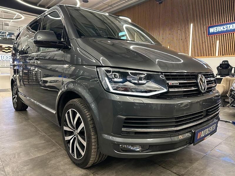 Gebraucht VW Multivan Highline 204 PS (150 kW) 2017 Indiumgrau Van