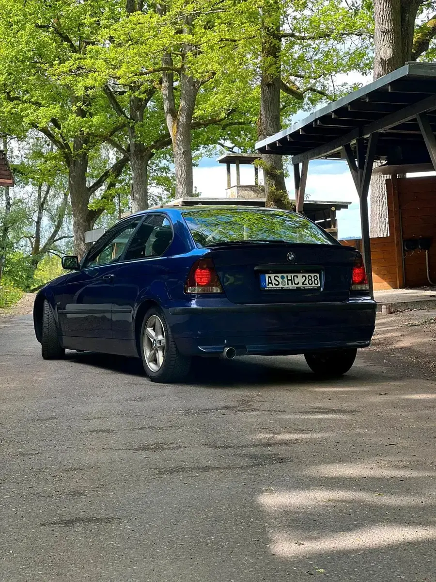 Gebraucht BMW 318 143 PS (105 kW) 2003 Violet Coupé