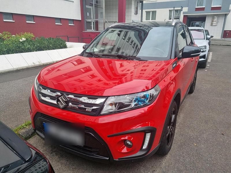 Rot Gebraucht 2016 Suzuki Vitara Comfort+ SUV | 12.000 € (Guter Preis) - Bild 1/4