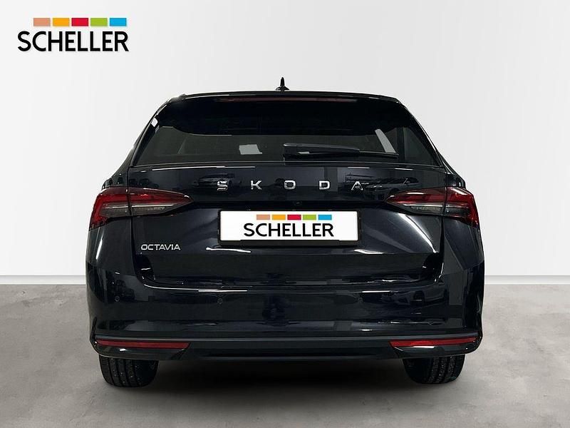 Neu Skoda Octavia 150 PS (110 kW) 2026 Schwarz Kombi