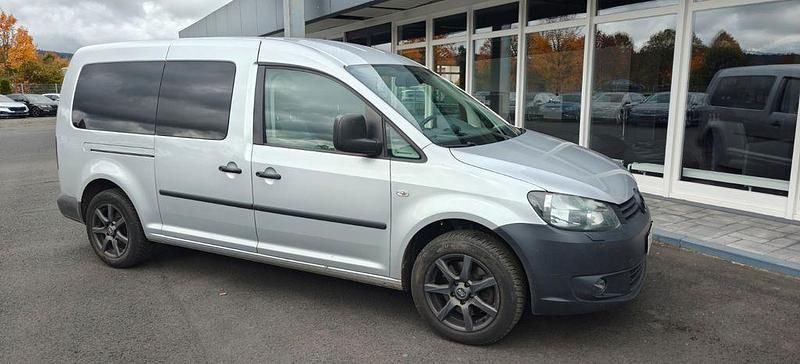 Silber Gebraucht 2011 VW Caddy Maxi Van / Kleinbus | 10.300 € (Etwas zu teuer) - Bild 1/4