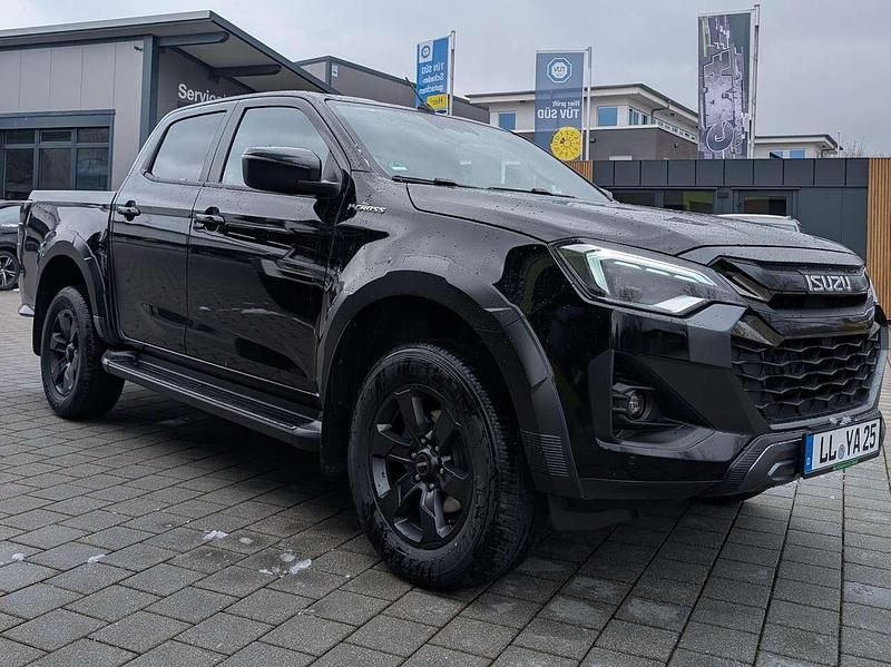 Neu Isuzu D-Max 163 PS (119 kW) 2026 Onyx black Pickup