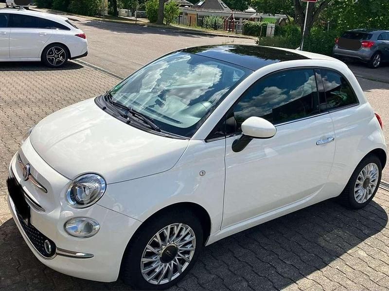 Weiß Gebraucht 2017 Fiat 500 Lounge Limousine | 7.990 € (Guter Preis) - Bild 1/4