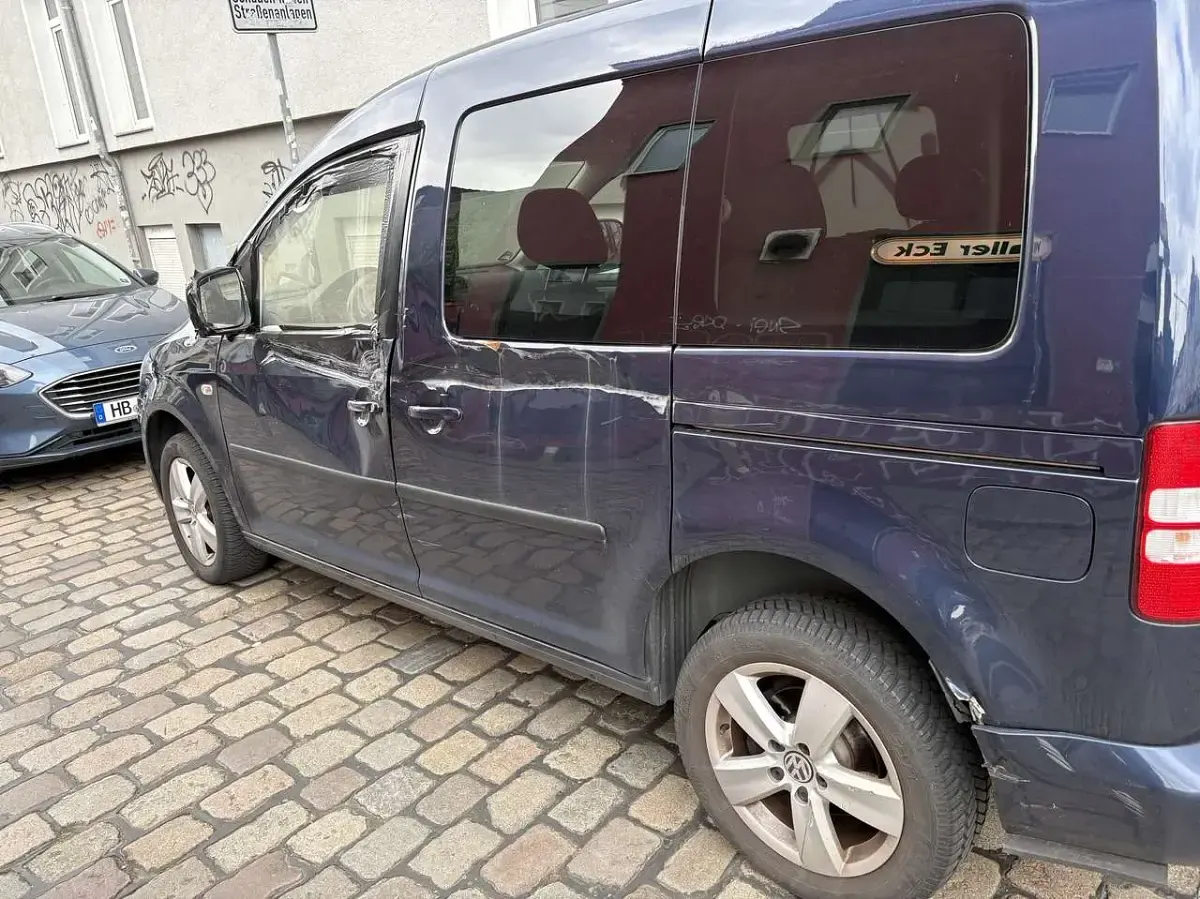 Gebraucht VW Caddy Edition 86 PS (63 kW) 2011 Van / Kleinbus