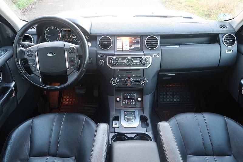 Gebraucht Land Rover Discovery 4 HSE 211 PS (155 kW) 2013 Weiß SUV