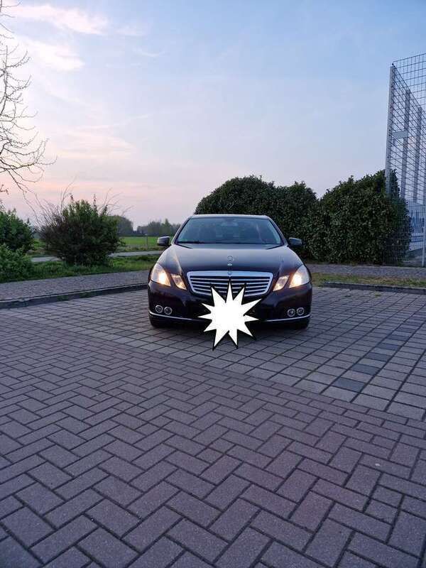 Schwarz Gebraucht 2009 Mercedes E250 Elegance Limousine | 7.300 € (Guter Preis) - Bild 1/4