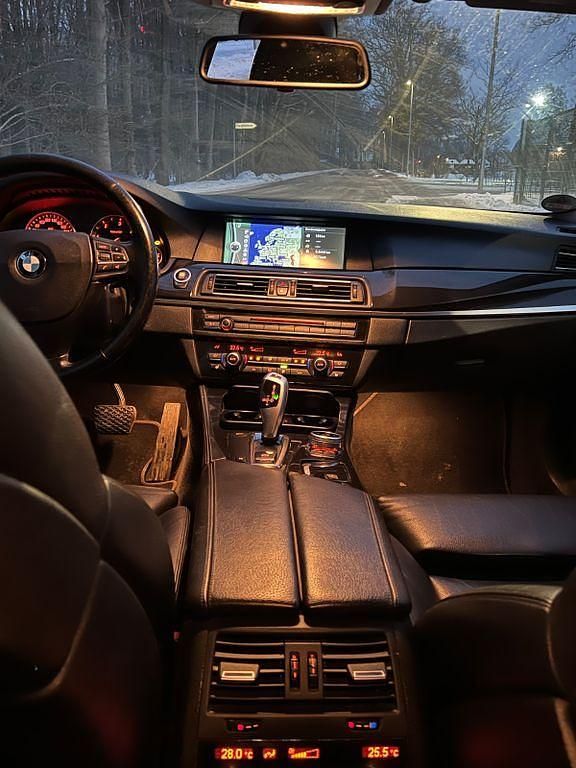 Gebraucht BMW 530 258 PS (189 kW) 2010 Schwarz Limousine