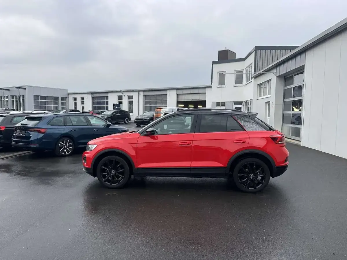 Gebraucht VW T-Roc Sportline 150 PS (110 kW) 2022 Rot SUV