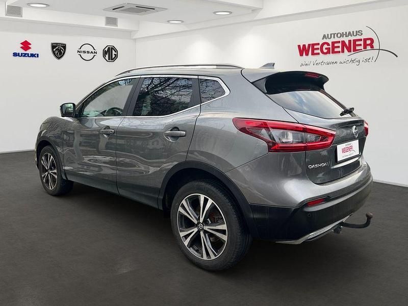 Gebraucht Nissan Qashqai N-Connecta 159 PS (116 kW) 2019 Gun metallic SUV