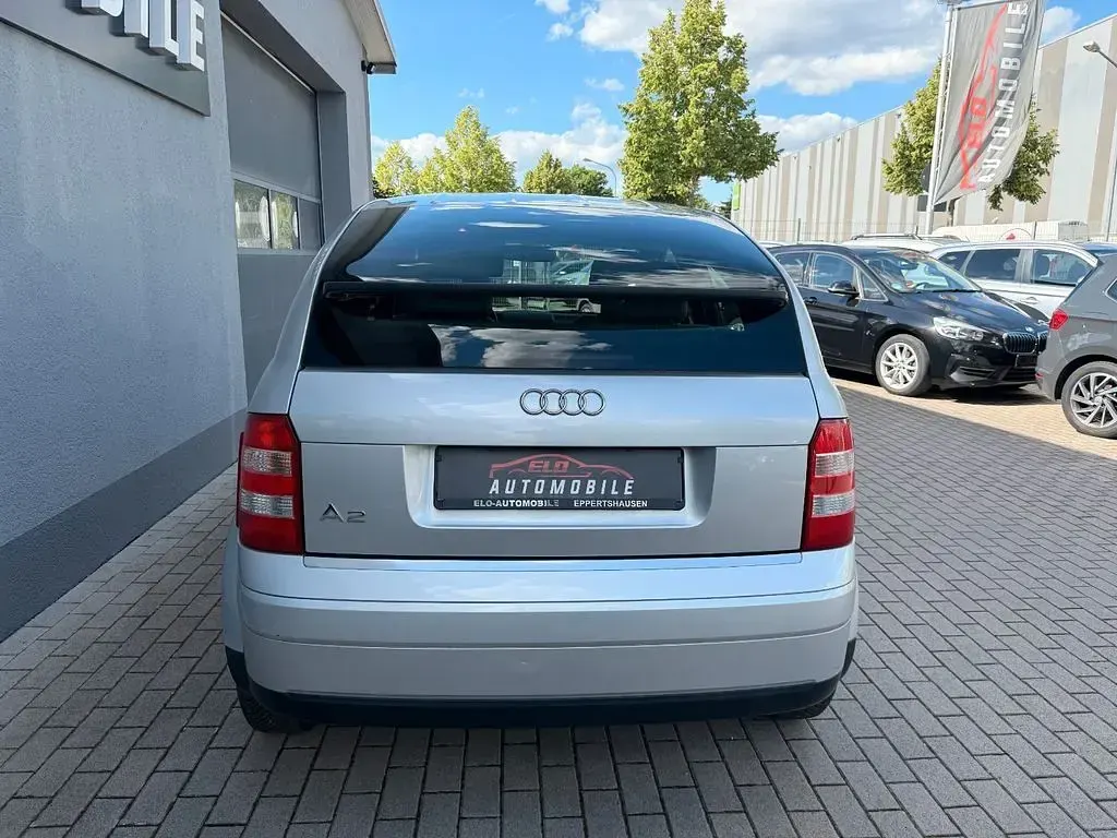 Gebraucht Audi A2 Design 75 PS (55 kW) 2004 Silber Kleinwagen