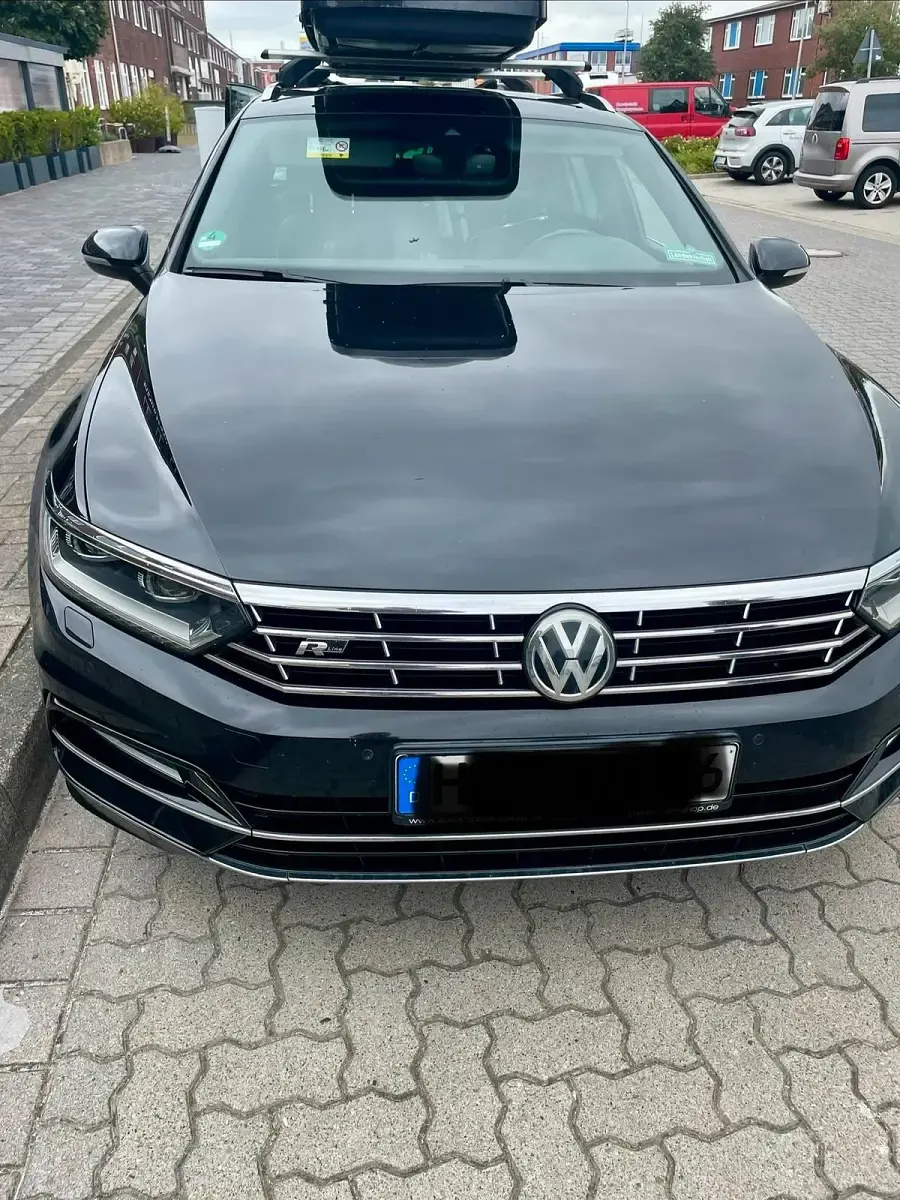 Gebraucht VW Passat R-line Plus 190 PS (139 kW) 2015 Schwarz Kombi