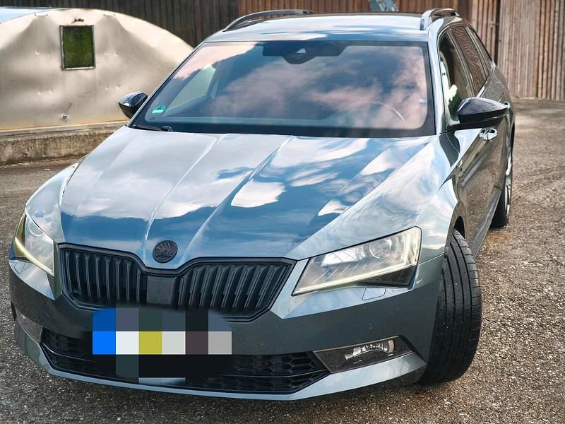 Gebraucht 2018 Skoda Superb Kombi | 22.500 € (Fairer Preis) - Bild 1/4