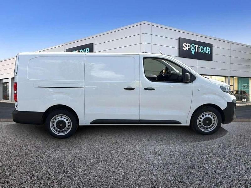 Usado Opel Vivaro 177 HP (130 kW) 2024 Branco Monovolume