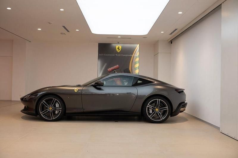 Gebraucht Ferrari Roma 620 PS (456 kW) 2023 Grau Coupé