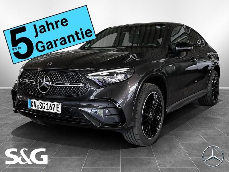 Metalliclack graphitgrau Gebraucht 2025 Mercedes GLC300e AMG Coupé | 91.999 € - Bild 1/4